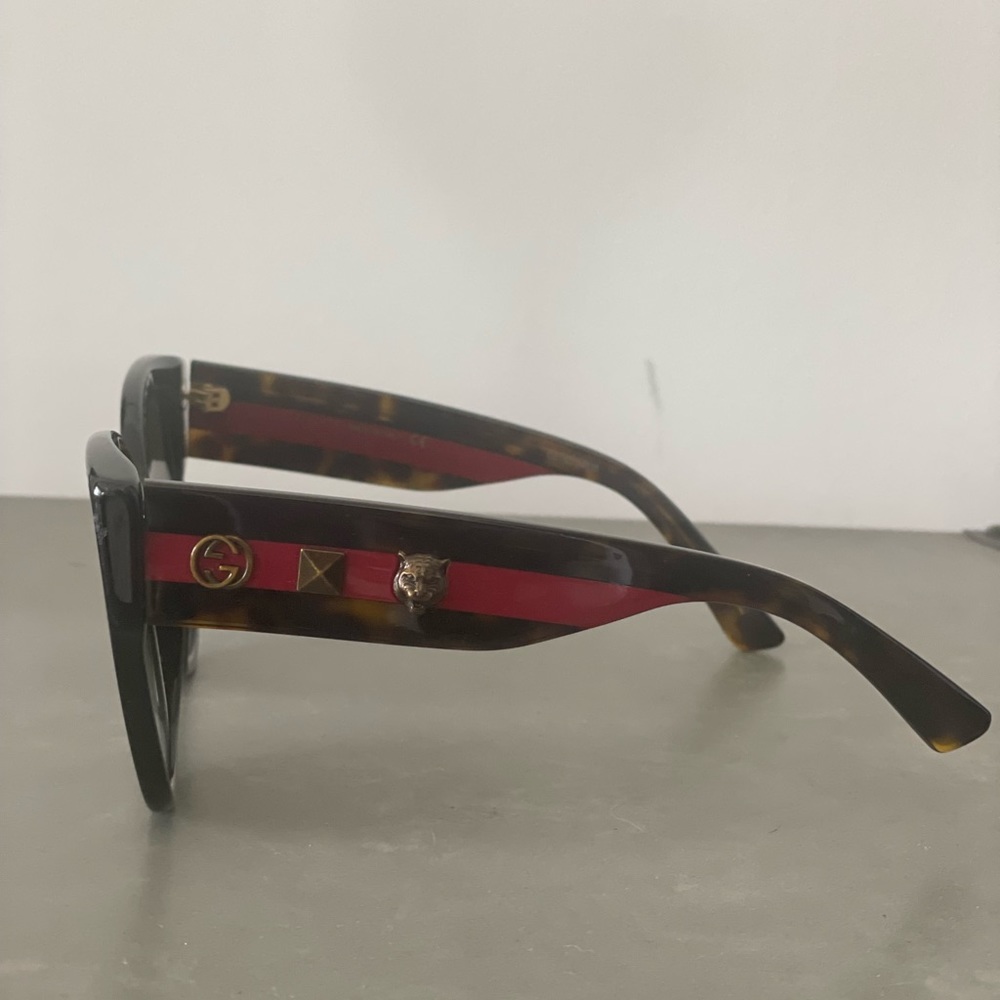 Gucci Sunglasses - Picture 8 of 11